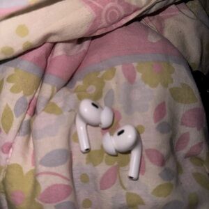 AirPods Pro used